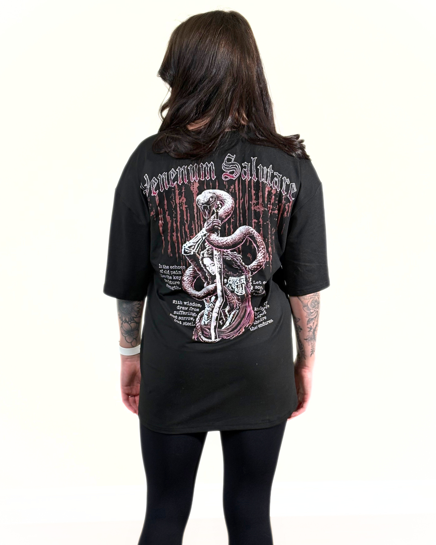 VENENUM SALUTARE  – Premium OVERSIZED T-Shirt