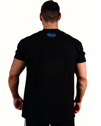 Must Hurt to Grow : Graphic Tee